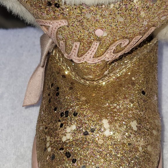 JUICY COUTURE GIRLS FURRY COMFORTABLE SNOW BOOT GOLD GLITTER SIZE 8M GUC SEE PIC - Picture 5 of 10